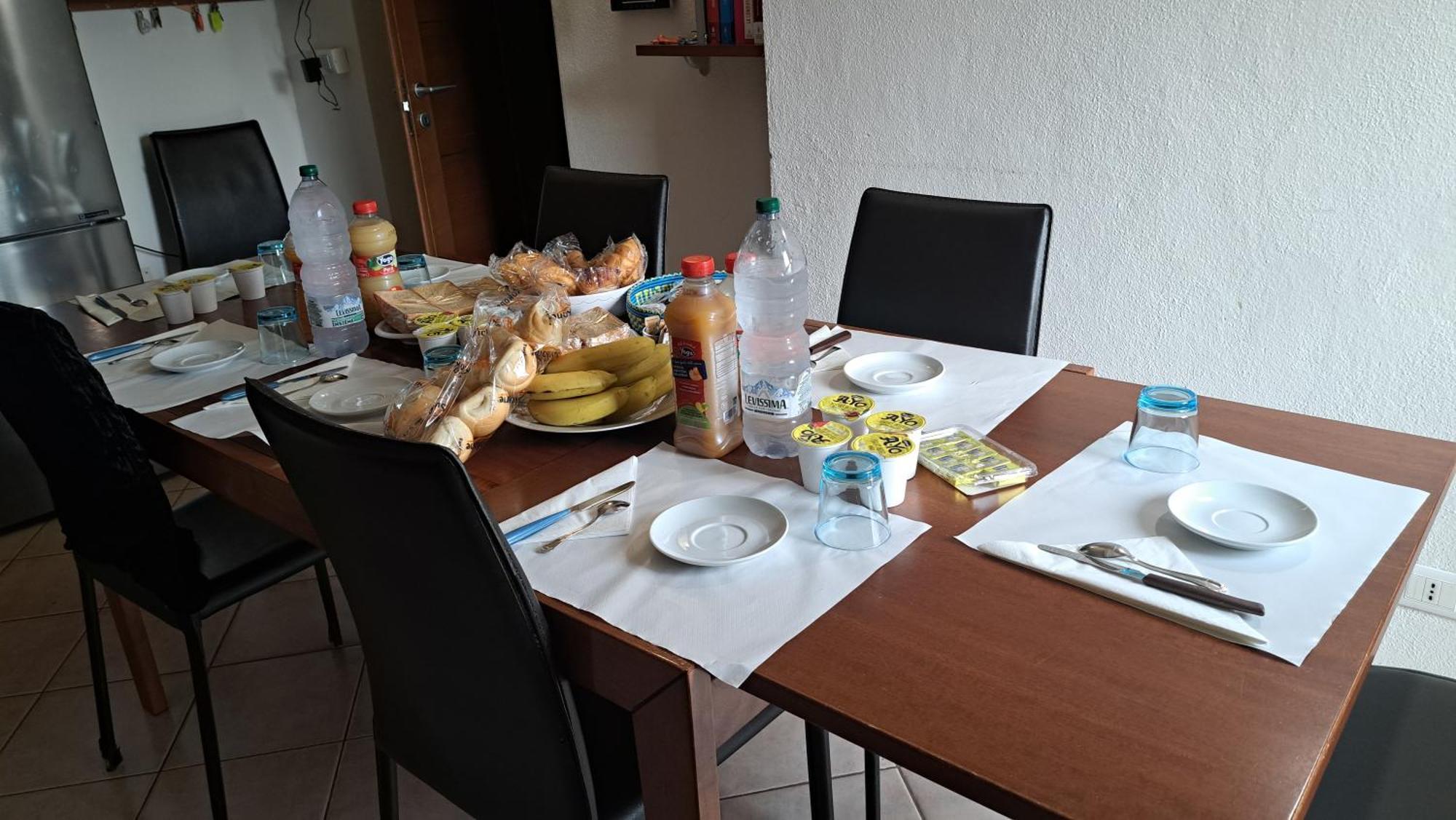 Domo - Guest-House Il Nespolo Fiorito Bed and Breakfast Orosei Εξωτερικό φωτογραφία
