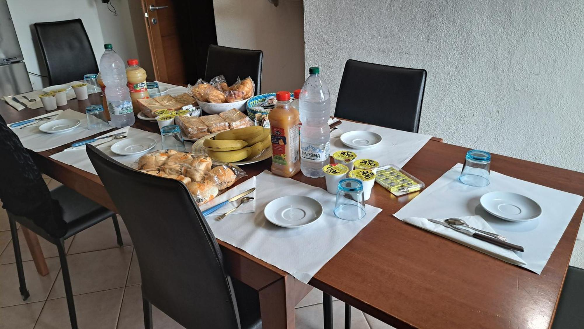 Domo - Guest-House Il Nespolo Fiorito Bed and Breakfast Orosei Εξωτερικό φωτογραφία