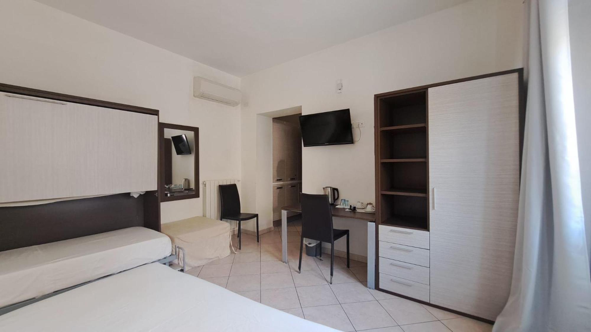 Domo - Guest-House Il Nespolo Fiorito Bed and Breakfast Orosei Εξωτερικό φωτογραφία