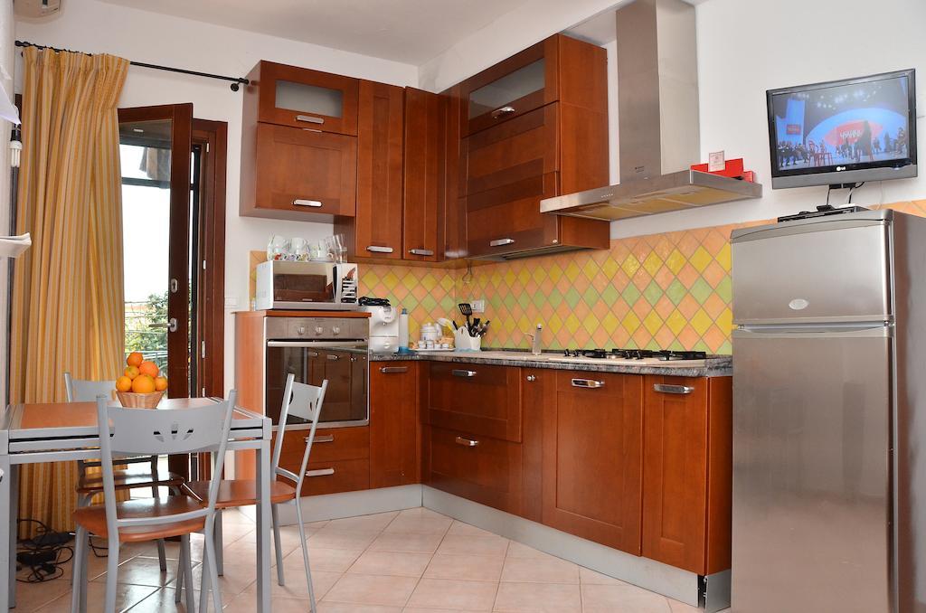 Domo - Guest-House Il Nespolo Fiorito Bed and Breakfast Orosei Εξωτερικό φωτογραφία