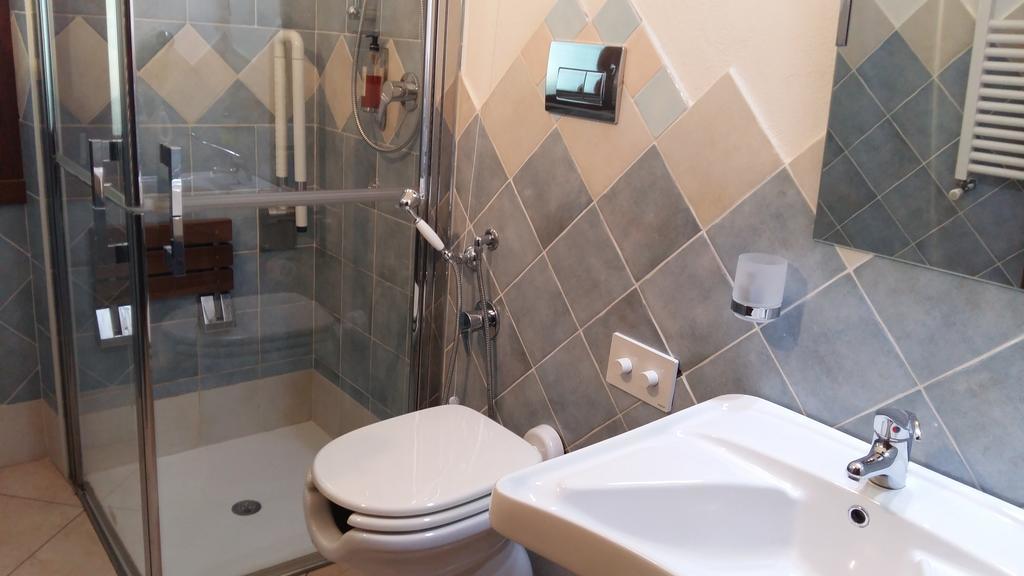 Domo - Guest-House Il Nespolo Fiorito Bed and Breakfast Orosei Εξωτερικό φωτογραφία